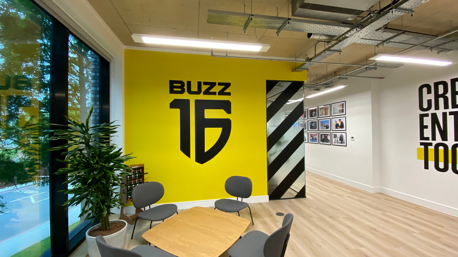 Buzz16 | Office branding Buzz16 | Office branding